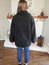 Load image into Gallery viewer, Oversized Black Sherpa Shacket