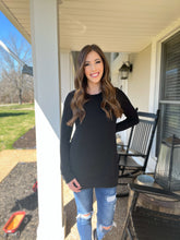 Load image into Gallery viewer, Women's Black Metallic Tunic