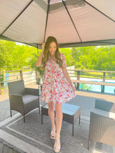 Load image into Gallery viewer, Off White Floral Print Ruched Dress
